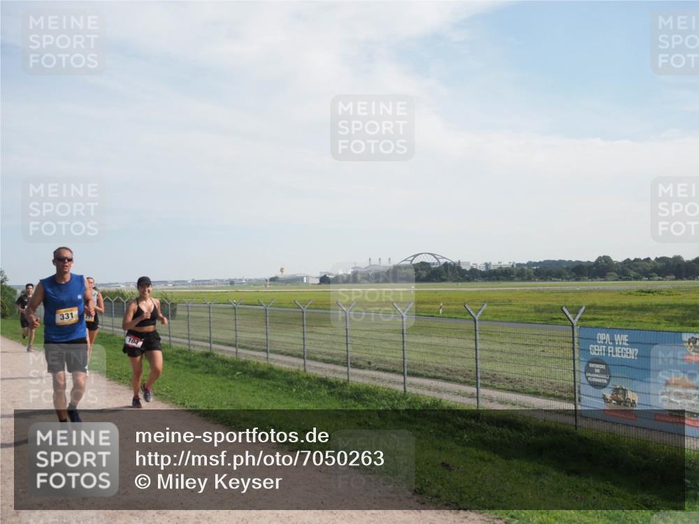 08.09.2024 - Airport Race Miley Keyser http://msf.ph/oto/7050263 08.09.2024 12:18:47 Laufen 331, 257, 104 meine-sportfotos.de