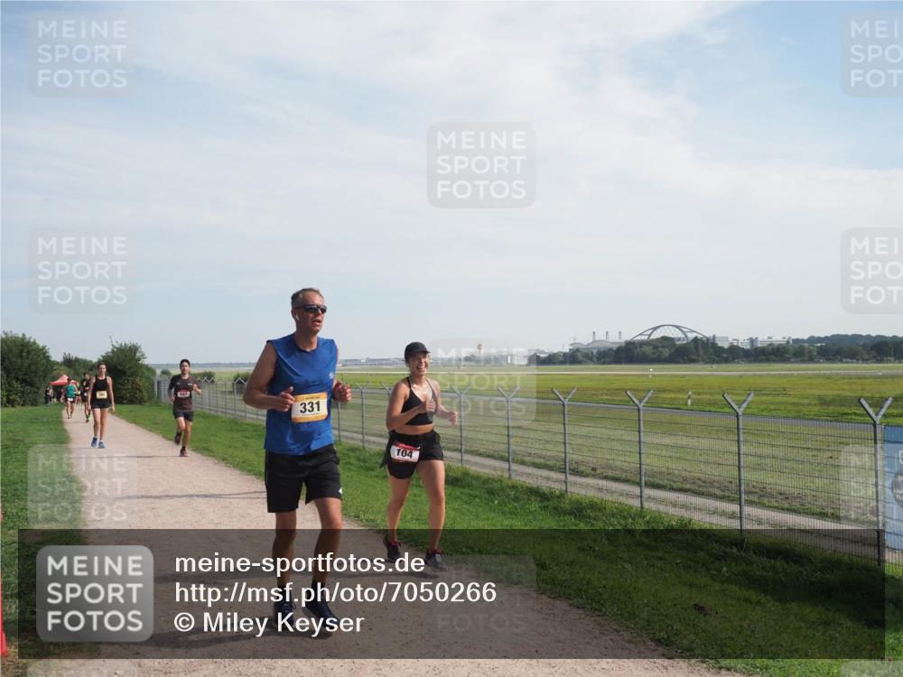 08.09.2024 - Airport Race Miley Keyser http://msf.ph/oto/7050266 08.09.2024 12:18:47 Laufen 581, 331, 104 meine-sportfotos.de