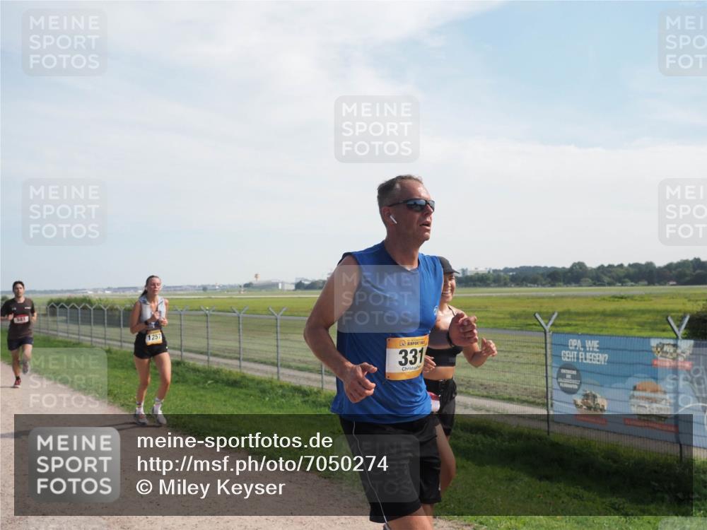 08.09.2024 - Airport Race Miley Keyser http://msf.ph/oto/7050274 08.09.2024 12:18:48 Laufen 541, 1257, 331 meine-sportfotos.de