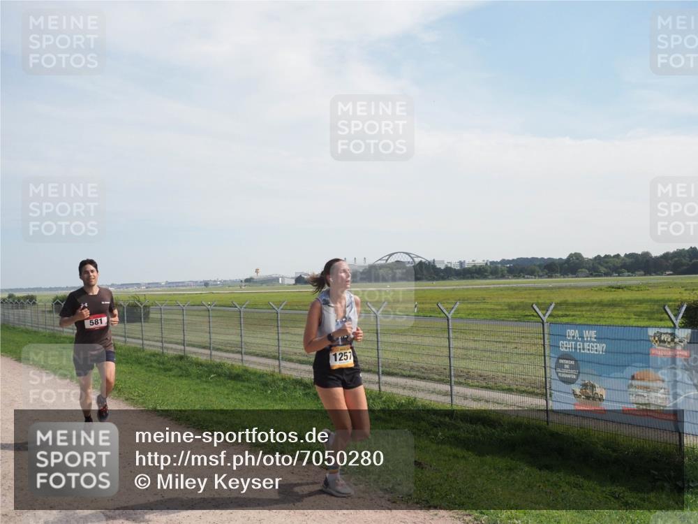 08.09.2024 - Airport Race Miley Keyser http://msf.ph/oto/7050280 08.09.2024 12:18:50 Laufen 581, 1257 meine-sportfotos.de