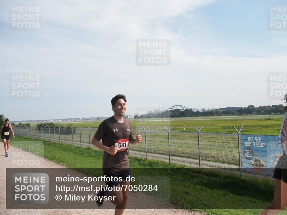 08.09.2024 - Airport Race Miley Keyser http://msf.ph/oto/7050284 08.09.2024 12:18:51 Laufen 398, 581 meine-sportfotos.de