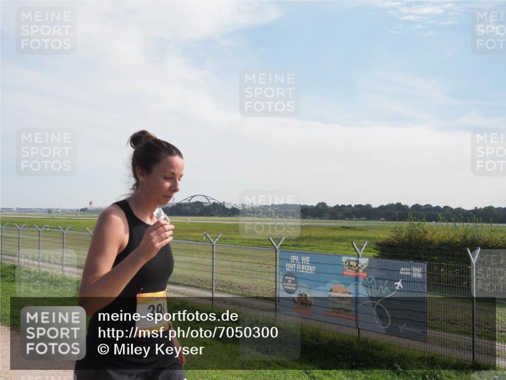 08.09.2024 - Airport Race Miley Keyser http://msf.ph/oto/7050300 08.09.2024 12:18:59 Laufen 39 meine-sportfotos.de