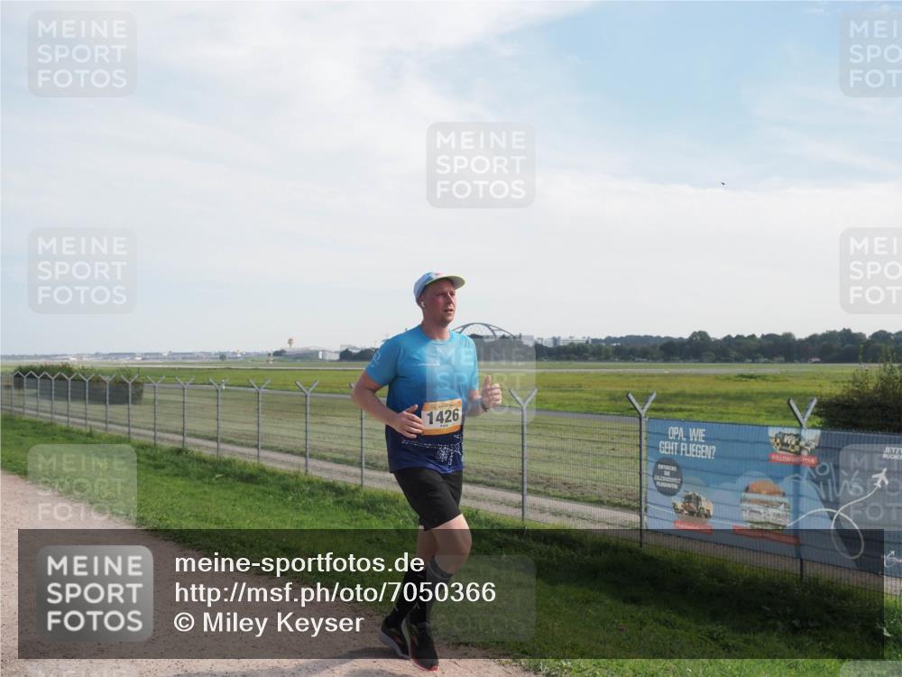 08.09.2024 - Airport Race Miley Keyser http://msf.ph/oto/7050366 08.09.2024 12:19:27 Laufen 1426 meine-sportfotos.de