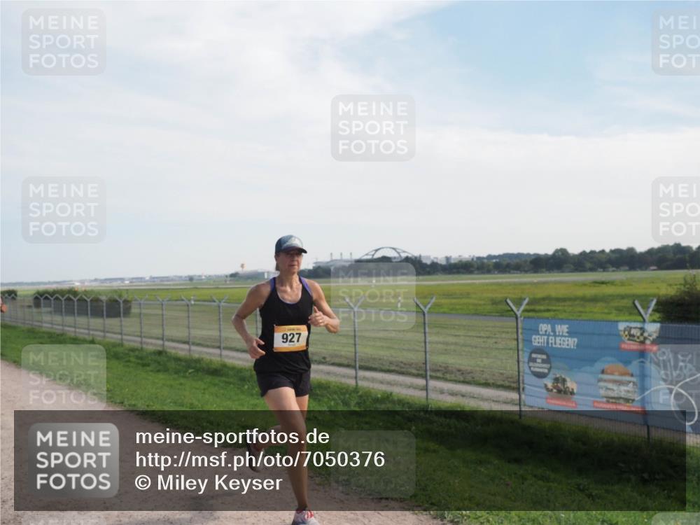 08.09.2024 - Airport Race Miley Keyser http://msf.ph/oto/7050376 08.09.2024 12:19:33 Laufen 927 meine-sportfotos.de