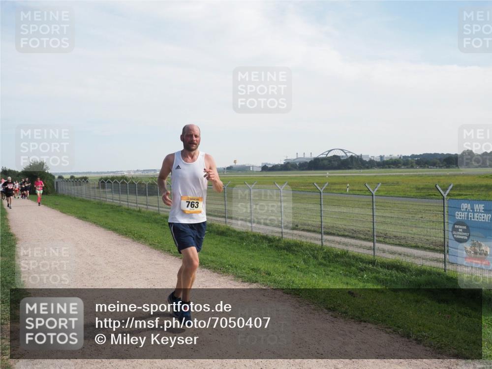 08.09.2024 - Airport Race Miley Keyser http://msf.ph/oto/7050407 08.09.2024 12:19:45 Laufen 763 meine-sportfotos.de