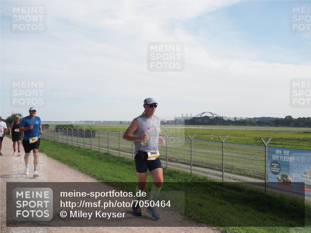 08.09.2024 - Airport Race Miley Keyser http://msf.ph/oto/7050464 08.09.2024 12:20:10 Laufen 107, 267 meine-sportfotos.de