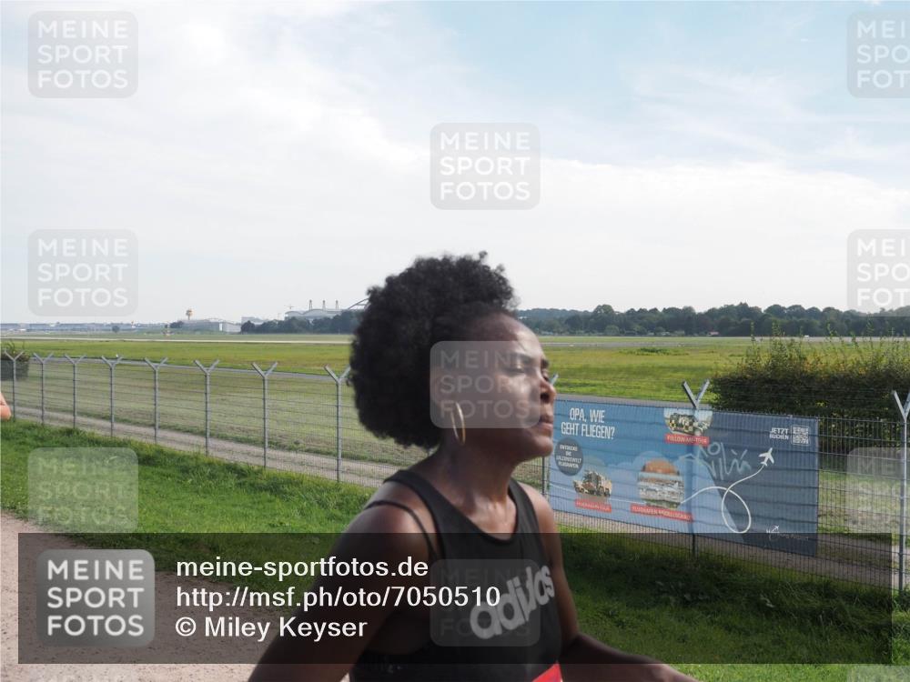 08.09.2024 - Airport Race Miley Keyser http://msf.ph/oto/7050510 08.09.2024 12:20:25 Laufen  meine-sportfotos.de