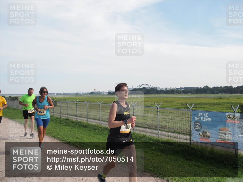 08.09.2024 - Airport Race Miley Keyser http://msf.ph/oto/7050514 08.09.2024 12:20:26 Laufen 1388, 875, 300 meine-sportfotos.de