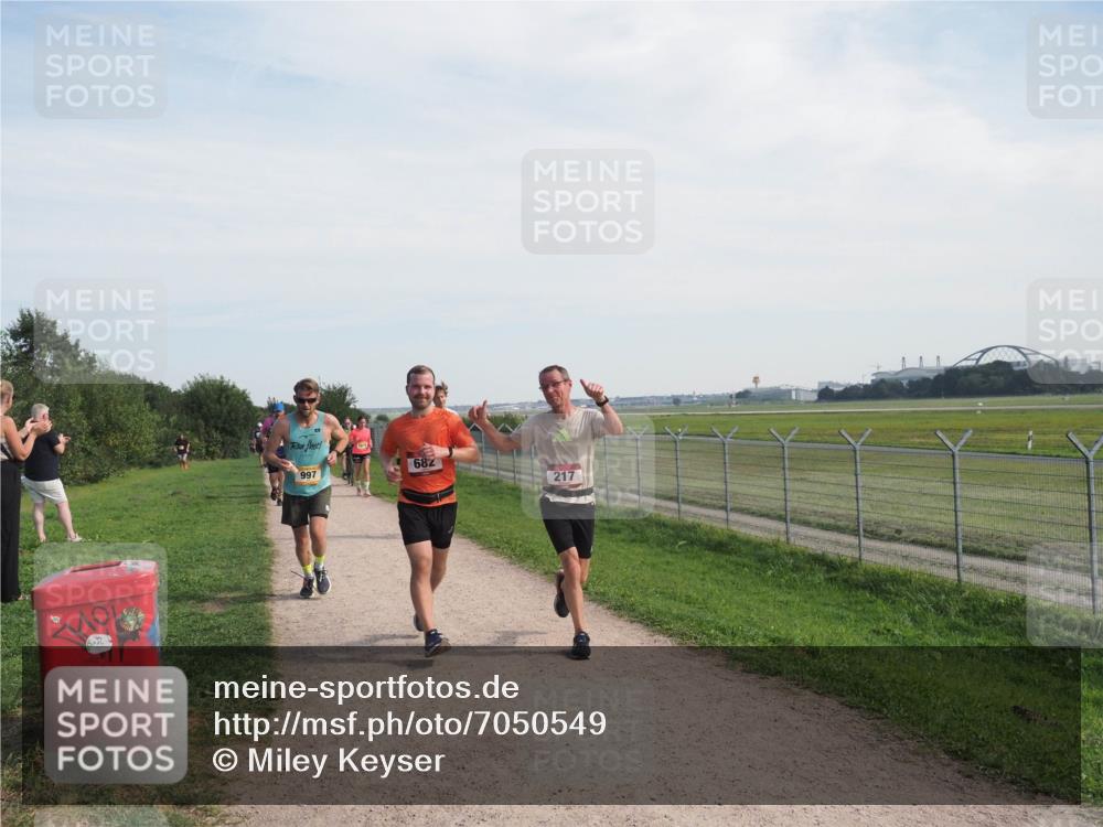 08.09.2024 - Airport Race Miley Keyser http://msf.ph/oto/7050549 08.09.2024 12:20:36 Laufen 997, 682, 217 meine-sportfotos.de