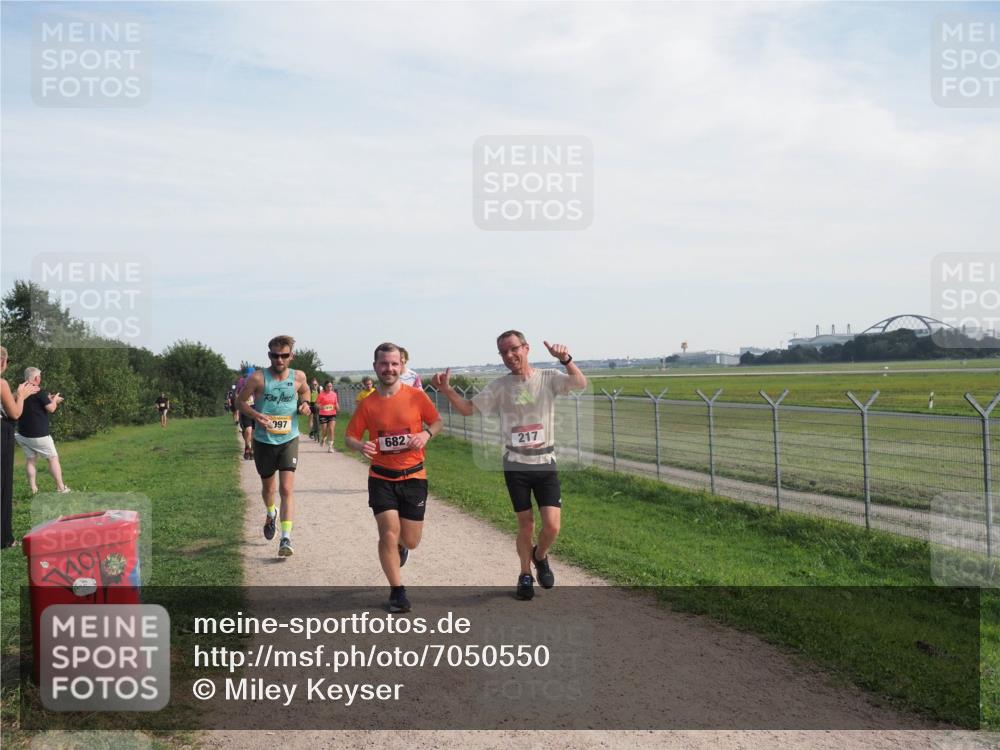 08.09.2024 - Airport Race Miley Keyser http://msf.ph/oto/7050550 08.09.2024 12:20:36 Laufen 997, 682, 217 meine-sportfotos.de