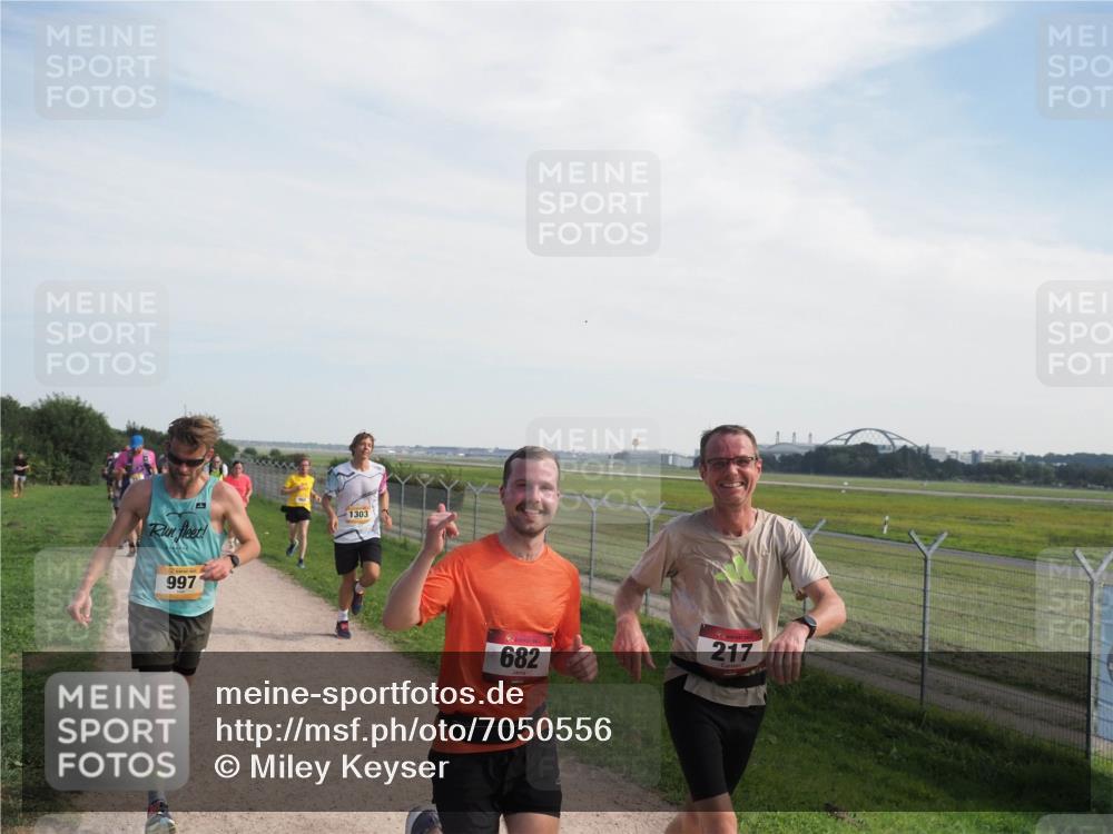 08.09.2024 - Airport Race Miley Keyser http://msf.ph/oto/7050556 08.09.2024 12:20:37 Laufen 997, 1303, 682, 217 meine-sportfotos.de