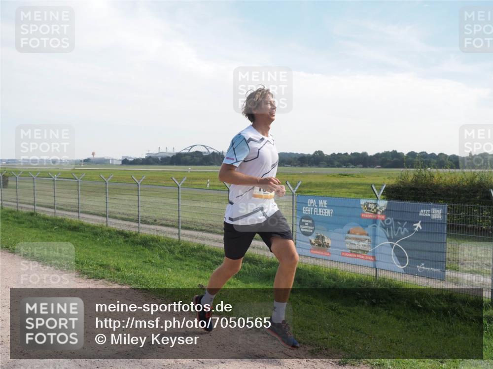 08.09.2024 - Airport Race Miley Keyser http://msf.ph/oto/7050565 08.09.2024 12:20:39 Laufen  meine-sportfotos.de