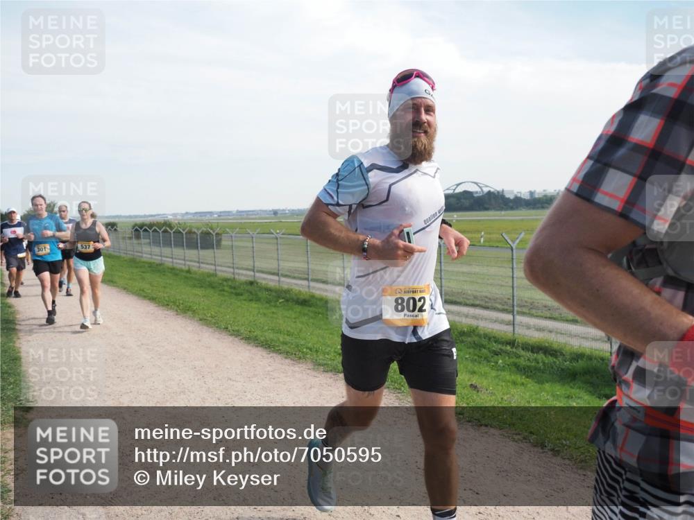 08.09.2024 - Airport Race Miley Keyser http://msf.ph/oto/7050595 08.09.2024 12:20:49 Laufen 301, 5372, 802 meine-sportfotos.de