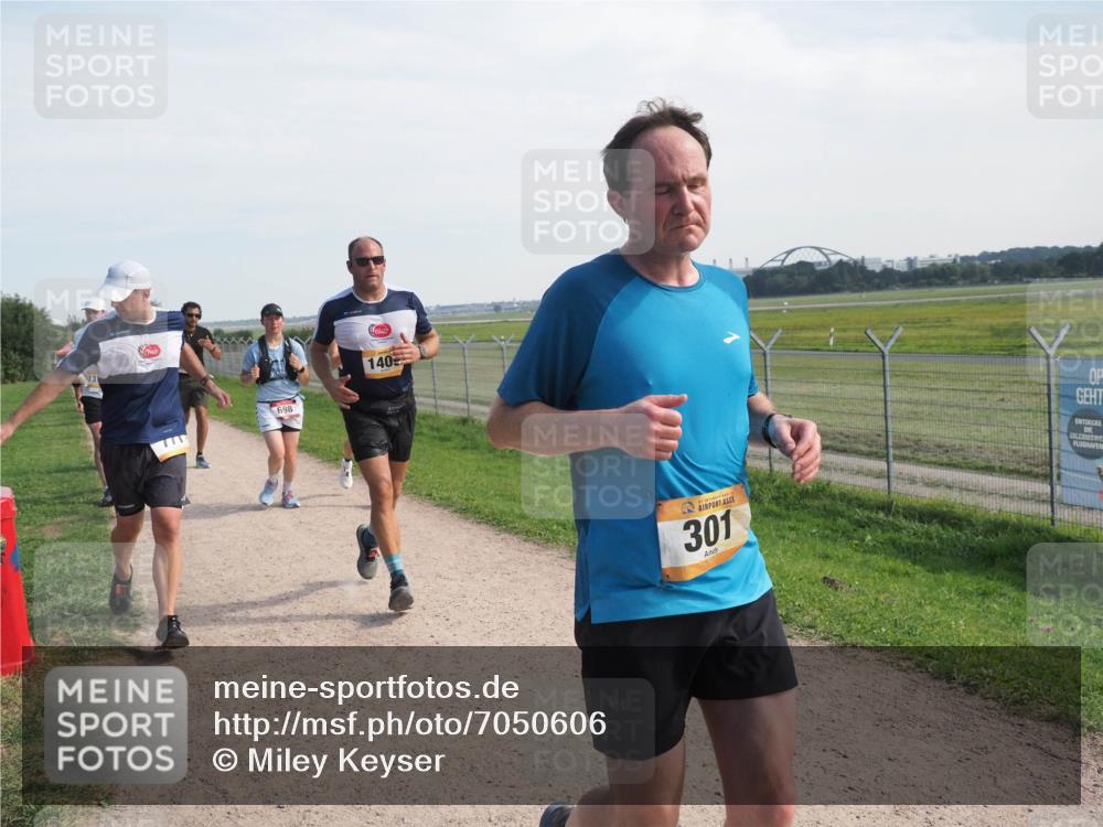 08.09.2024 - Airport Race Miley Keyser http://msf.ph/oto/7050606 08.09.2024 12:20:52 Laufen 13, 698, 140, 301 meine-sportfotos.de