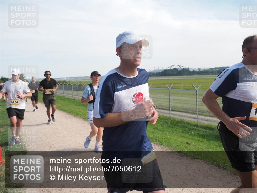 08.09.2024 - Airport Race Miley Keyser http://msf.ph/oto/7050612 08.09.2024 12:20:53 Laufen 1373, 1373, 324, 201, 1 meine-sportfotos.de