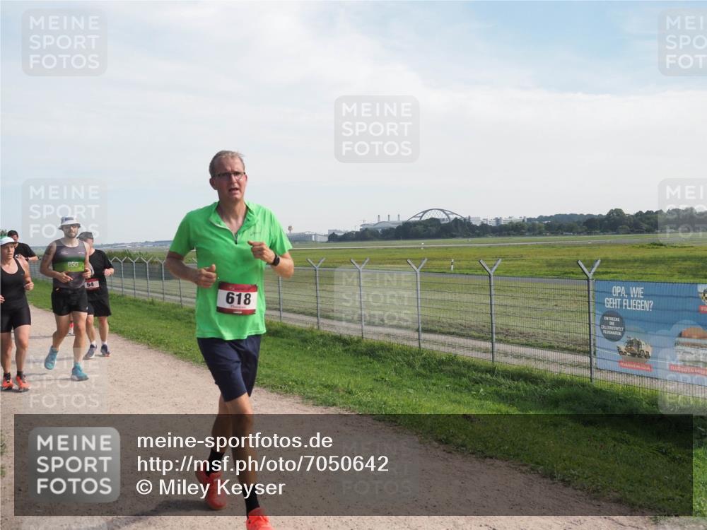 08.09.2024 - Airport Race Miley Keyser http://msf.ph/oto/7050642 08.09.2024 12:21:01 Laufen 54, 618 meine-sportfotos.de