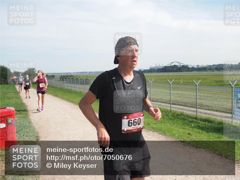 08.09.2024 - Airport Race Miley Keyser http://msf.ph/oto/7050676 08.09.2024 12:21:16 Laufen 864, 660 meine-sportfotos.de