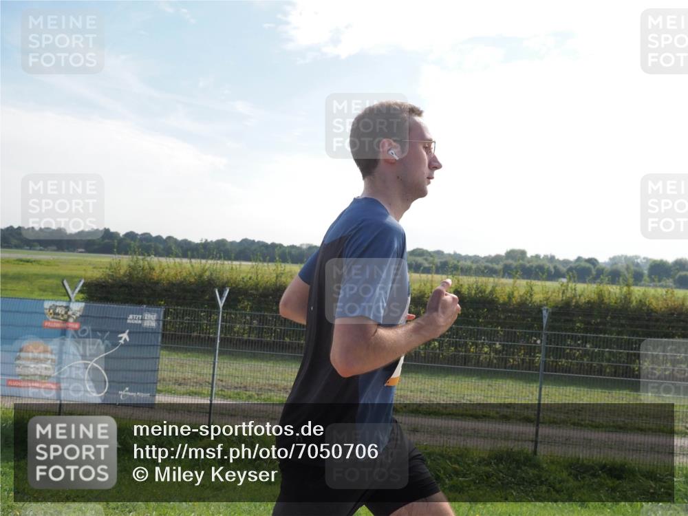 08.09.2024 - Airport Race Miley Keyser http://msf.ph/oto/7050706 08.09.2024 12:21:29 Laufen 20 meine-sportfotos.de