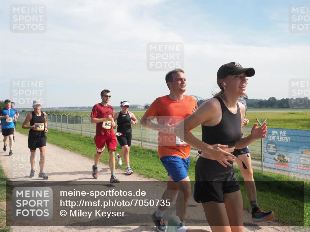 08.09.2024 - Airport Race Miley Keyser http://msf.ph/oto/7050735 08.09.2024 12:21:43 Laufen 445, 17, 947 meine-sportfotos.de