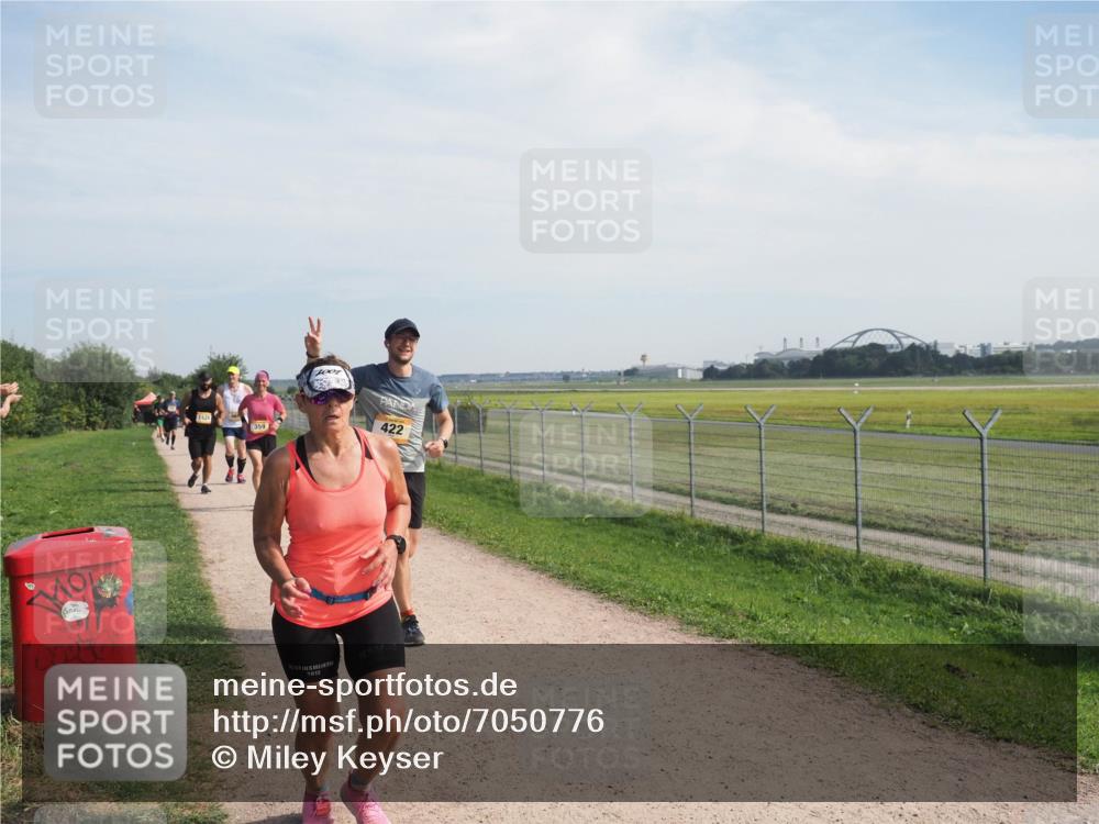 08.09.2024 - Airport Race Miley Keyser http://msf.ph/oto/7050776 08.09.2024 12:21:57 Laufen 1528, 359, 2012, 422 meine-sportfotos.de