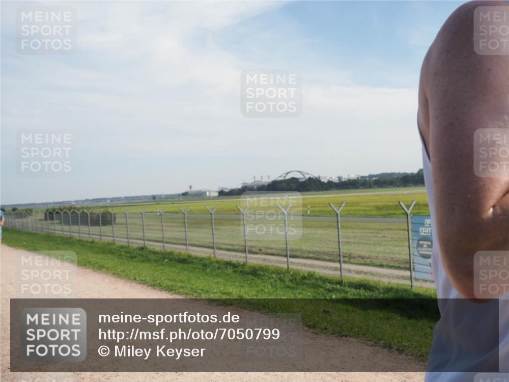 08.09.2024 - Airport Race Miley Keyser http://msf.ph/oto/7050799 08.09.2024 12:22:03 Laufen  meine-sportfotos.de