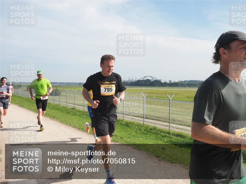 08.09.2024 - Airport Race Miley Keyser http://msf.ph/oto/7050815 08.09.2024 12:22:12 Laufen 573, 228, 795 meine-sportfotos.de