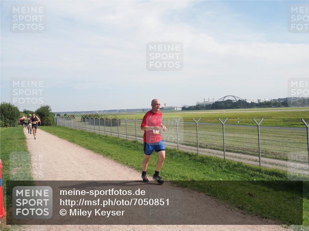 08.09.2024 - Airport Race Miley Keyser http://msf.ph/oto/7050851 08.09.2024 12:22:26 Laufen  meine-sportfotos.de