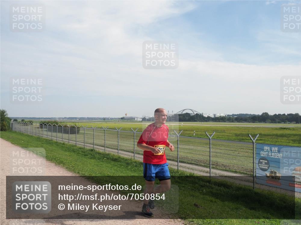 08.09.2024 - Airport Race Miley Keyser http://msf.ph/oto/7050854 08.09.2024 12:22:27 Laufen 317 meine-sportfotos.de