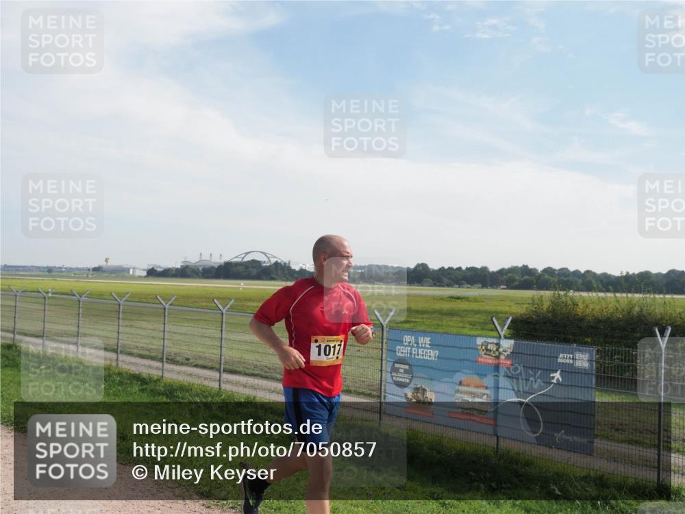 08.09.2024 - Airport Race Miley Keyser http://msf.ph/oto/7050857 08.09.2024 12:22:27 Laufen 1017 meine-sportfotos.de