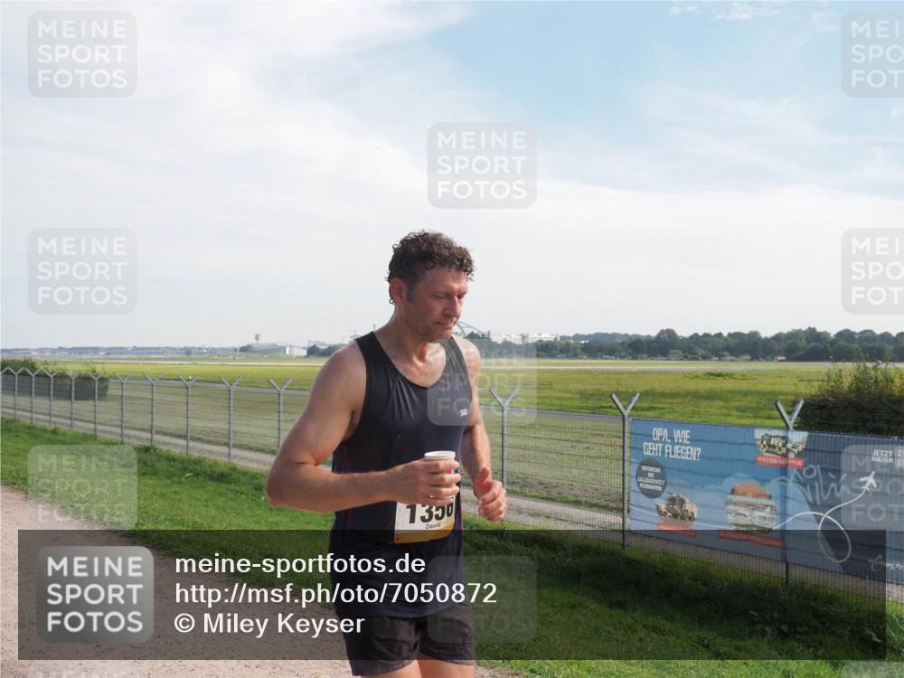 08.09.2024 - Airport Race Miley Keyser http://msf.ph/oto/7050872 08.09.2024 12:22:33 Laufen 1350 meine-sportfotos.de