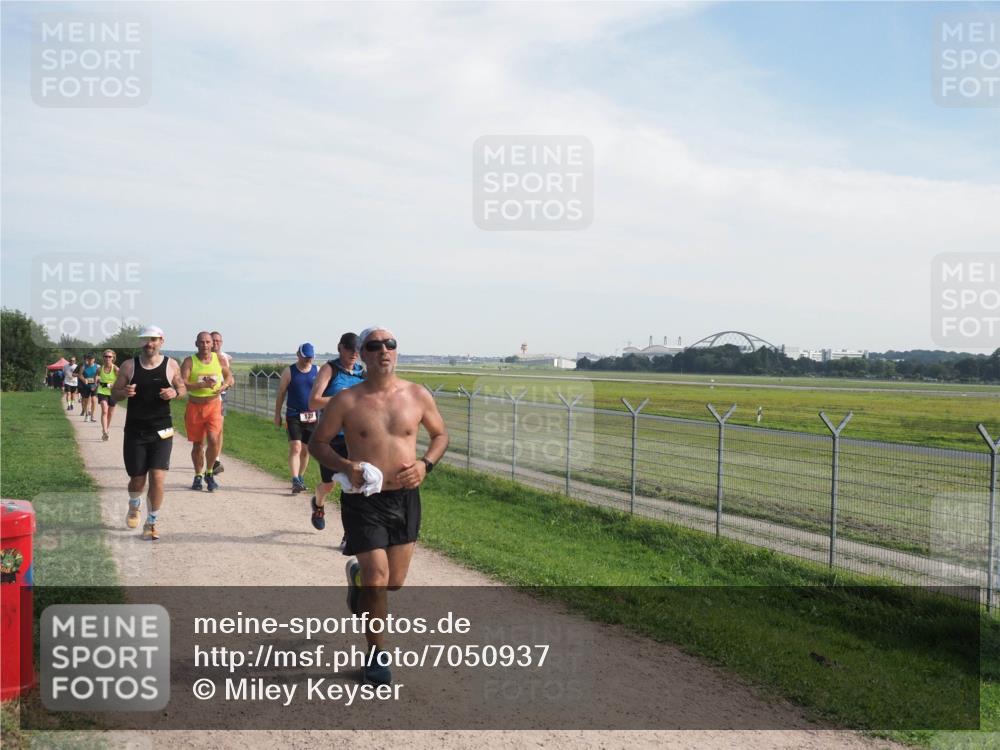 08.09.2024 - Airport Race Miley Keyser http://msf.ph/oto/7050937 08.09.2024 12:23:01 Laufen 123 meine-sportfotos.de