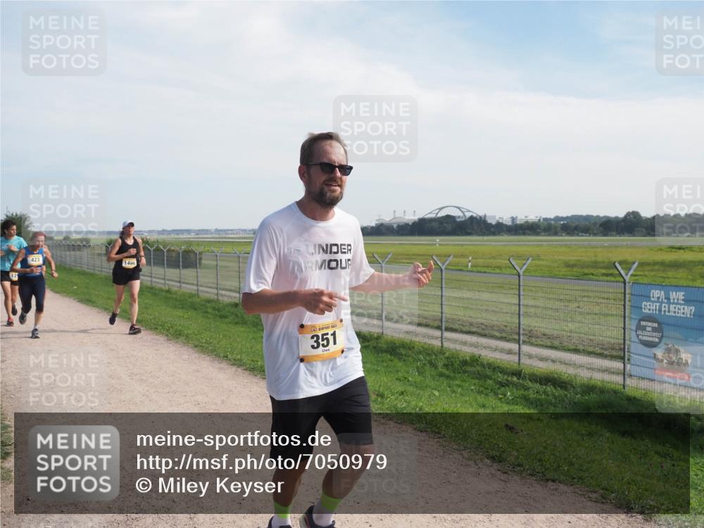 08.09.2024 - Airport Race Miley Keyser http://msf.ph/oto/7050979 08.09.2024 12:23:14 Laufen 423, 1496, 351 meine-sportfotos.de