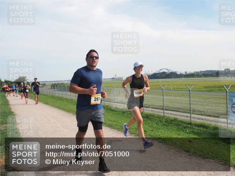 08.09.2024 - Airport Race Miley Keyser http://msf.ph/oto/7051000 08.09.2024 12:23:20 Laufen 25, 261, 1091 meine-sportfotos.de