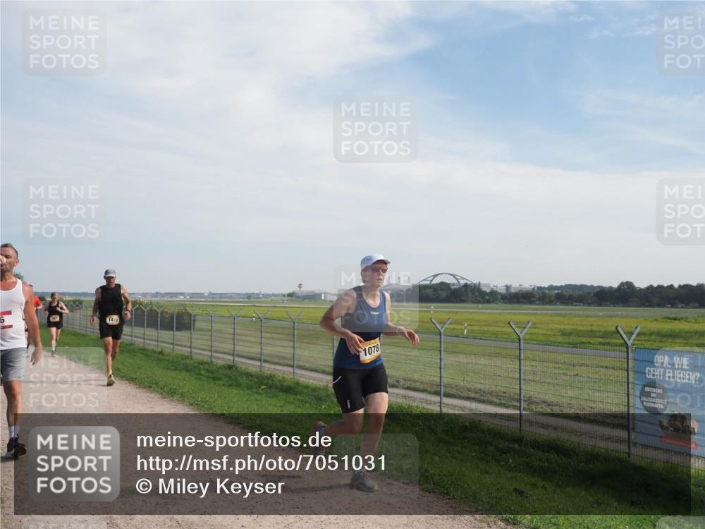 08.09.2024 - Airport Race Miley Keyser http://msf.ph/oto/7051031 08.09.2024 12:23:38 Laufen 6, 1412, 1078 meine-sportfotos.de