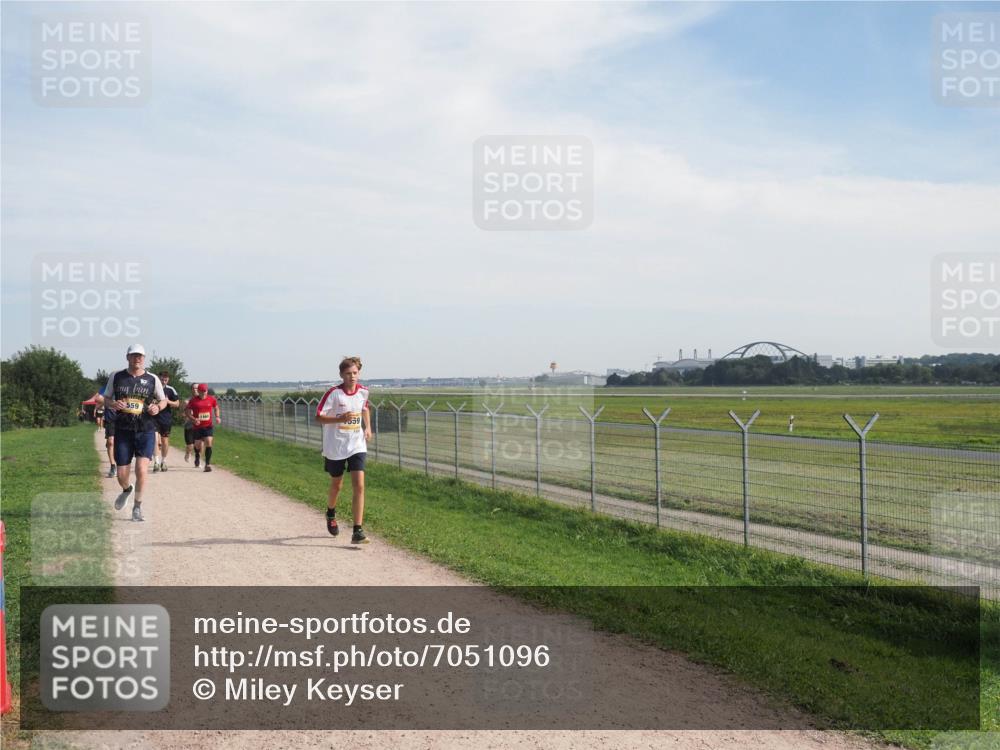 08.09.2024 - Airport Race Miley Keyser http://msf.ph/oto/7051096 08.09.2024 12:24:11 Laufen 559 meine-sportfotos.de