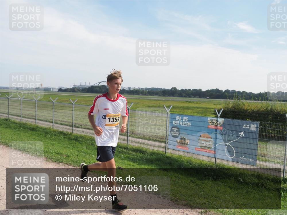 08.09.2024 - Airport Race Miley Keyser http://msf.ph/oto/7051106 08.09.2024 12:24:13 Laufen 1359, 1359 meine-sportfotos.de