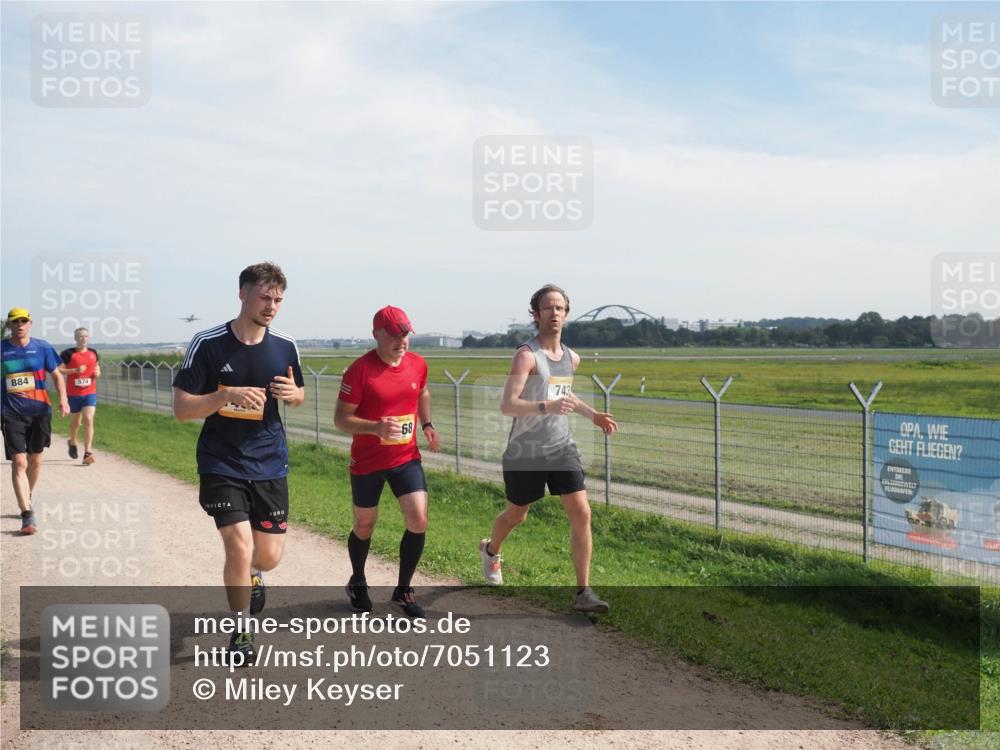 08.09.2024 - Airport Race Miley Keyser http://msf.ph/oto/7051123 08.09.2024 12:24:17 Laufen 884, 574, 68, 743 meine-sportfotos.de