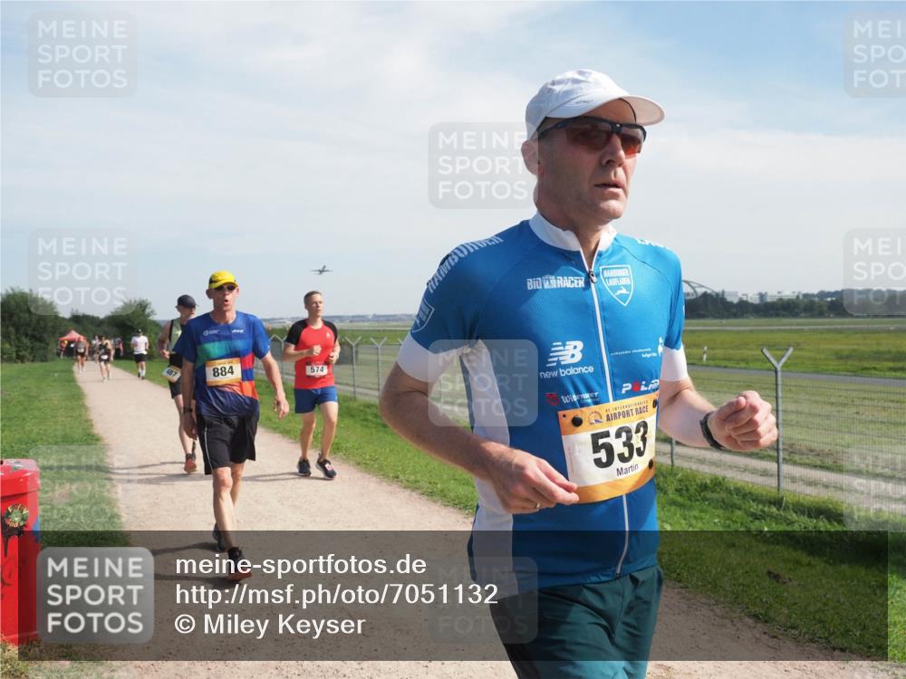 08.09.2024 - Airport Race Miley Keyser http://msf.ph/oto/7051132 08.09.2024 12:24:19 Laufen 884, 574, 533 meine-sportfotos.de