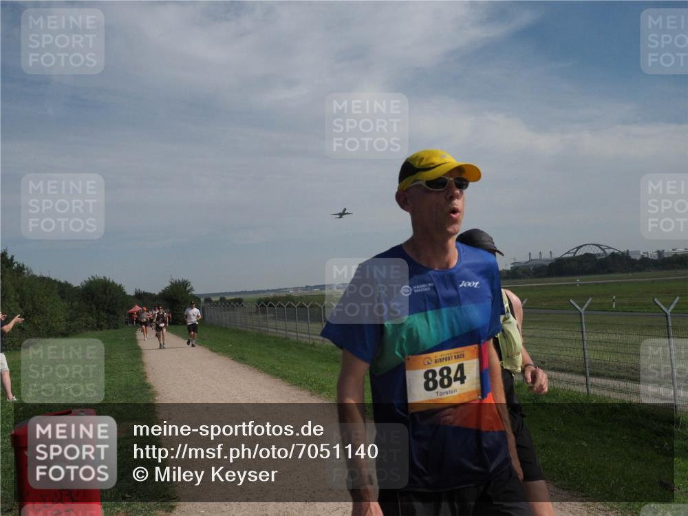 08.09.2024 - Airport Race Miley Keyser http://msf.ph/oto/7051140 08.09.2024 12:24:21 Laufen 7001, 884 meine-sportfotos.de