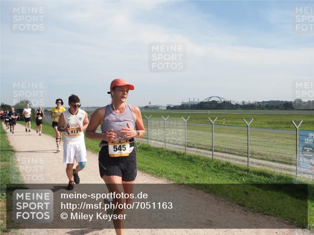 08.09.2024 - Airport Race Miley Keyser http://msf.ph/oto/7051163 08.09.2024 12:24:34 Laufen 13, 913, 545 meine-sportfotos.de