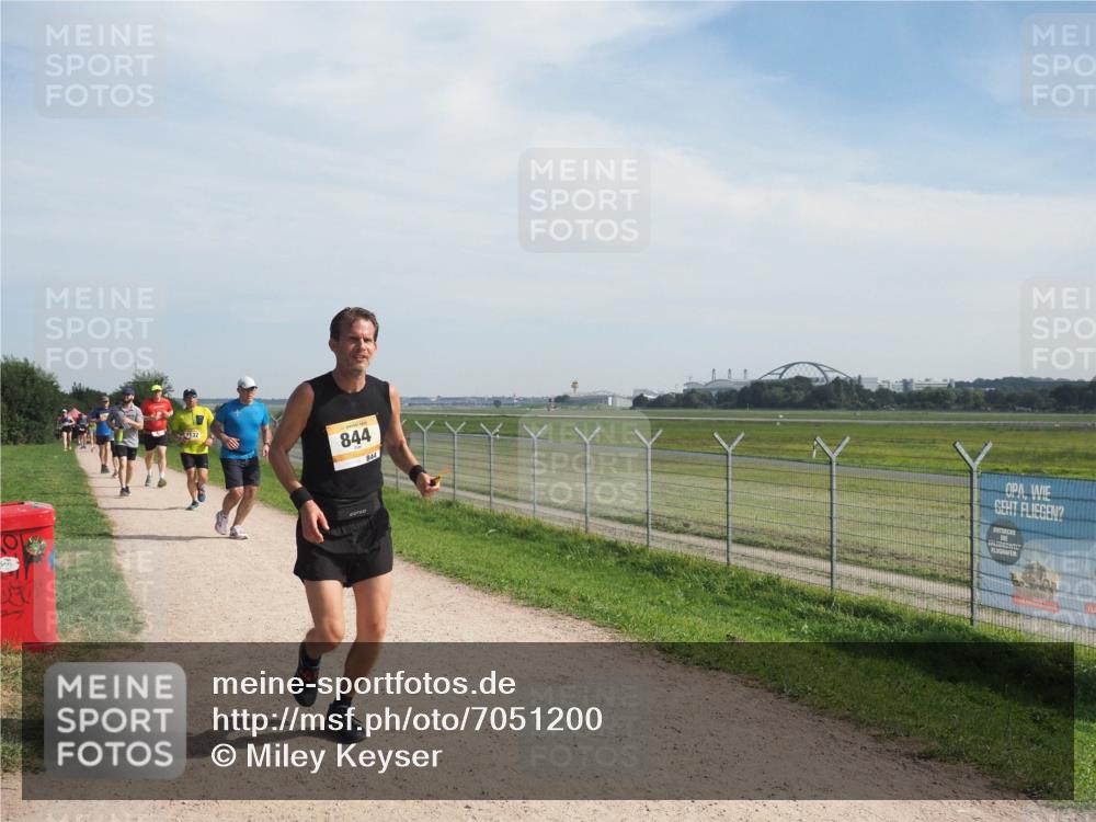 08.09.2024 - Airport Race Miley Keyser http://msf.ph/oto/7051200 08.09.2024 12:24:53 Laufen 132, 844, 844 meine-sportfotos.de