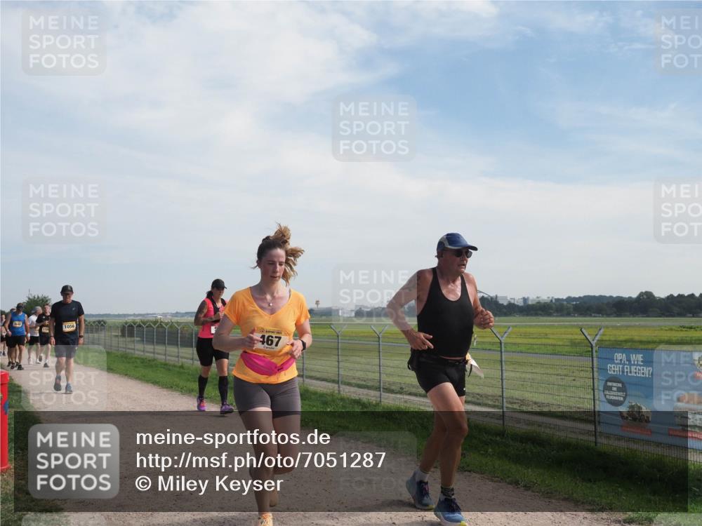 08.09.2024 - Airport Race Miley Keyser http://msf.ph/oto/7051287 08.09.2024 12:25:30 Laufen 30, 48, 1056, 467 meine-sportfotos.de
