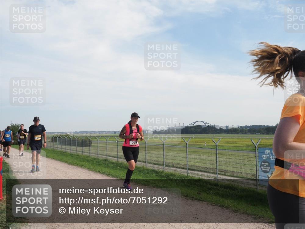 08.09.2024 - Airport Race Miley Keyser http://msf.ph/oto/7051292 08.09.2024 12:25:31 Laufen 3048, 1188, 1056, 569 meine-sportfotos.de