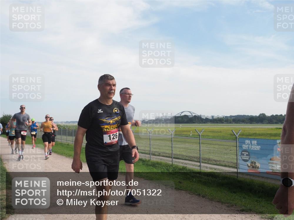 08.09.2024 - Airport Race Miley Keyser http://msf.ph/oto/7051322 08.09.2024 12:25:42 Laufen 661, 1120, 126 meine-sportfotos.de