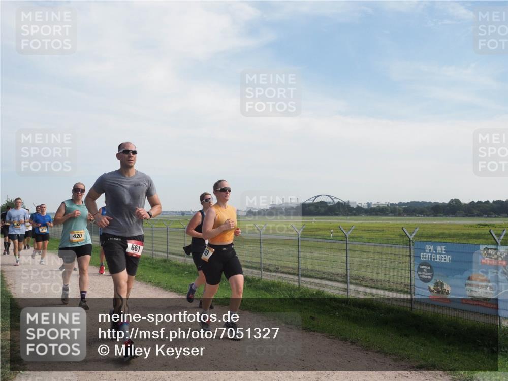 08.09.2024 - Airport Race Miley Keyser http://msf.ph/oto/7051327 08.09.2024 12:25:44 Laufen 420, 661, 90 meine-sportfotos.de