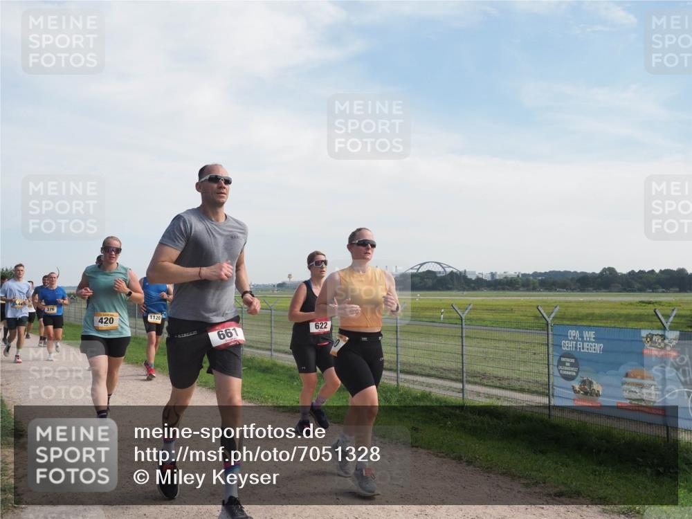 08.09.2024 - Airport Race Miley Keyser http://msf.ph/oto/7051328 08.09.2024 12:25:45 Laufen 376, 420, 1120, 661, 622 meine-sportfotos.de