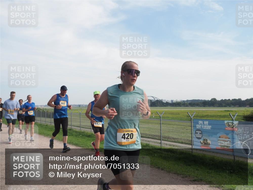 08.09.2024 - Airport Race Miley Keyser http://msf.ph/oto/7051333 08.09.2024 12:25:46 Laufen 244, 150, 376, 883, 1120, 420 meine-sportfotos.de