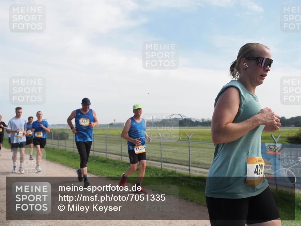 08.09.2024 - Airport Race Miley Keyser http://msf.ph/oto/7051335 08.09.2024 12:25:47 Laufen 376, 883, 1120, 420 meine-sportfotos.de