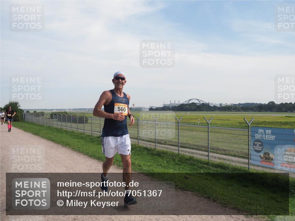 08.09.2024 - Airport Race Miley Keyser http://msf.ph/oto/7051367 08.09.2024 12:25:57 Laufen 560 meine-sportfotos.de
