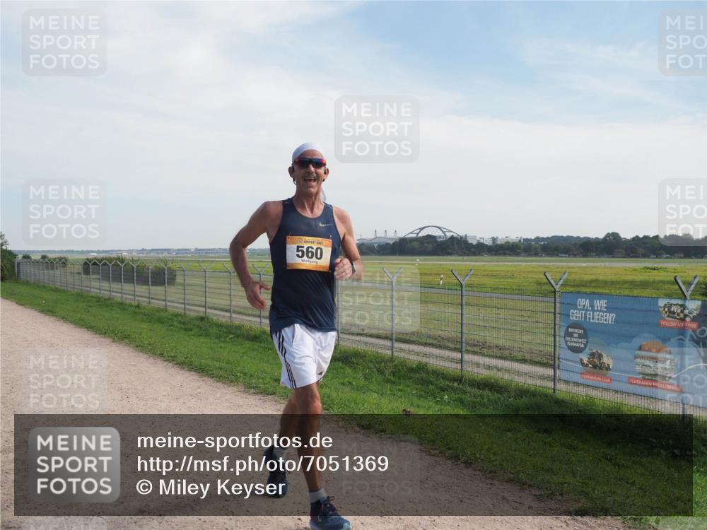 08.09.2024 - Airport Race Miley Keyser http://msf.ph/oto/7051369 08.09.2024 12:25:57 Laufen 560 meine-sportfotos.de